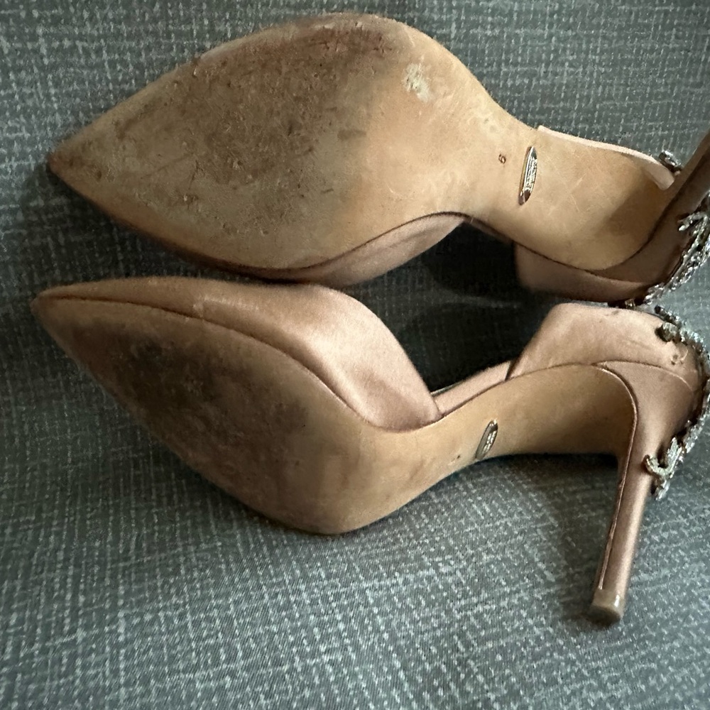 Badgley Mischka Embellished D’Orsay Pointed Toe Pump Satin Heels Rose Gold Sz 9 - Picture 14 of 15